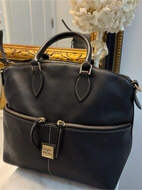 Dooney & Bourke Dillen
Double Pocket Satchel